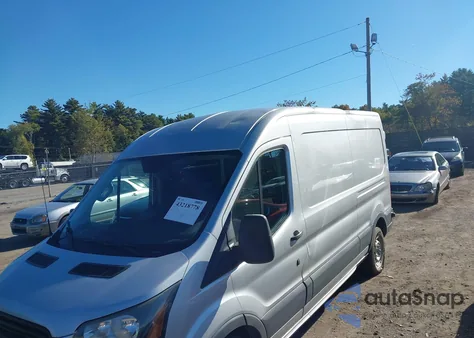 2015 Ford Transit-250 z USA, uszkodzony, nr VIN 1FTNR2CG5FKA26882